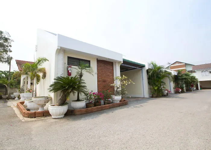 Bualuang Hotel