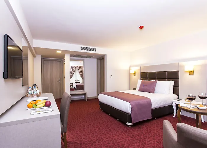Perla Arya Hotel