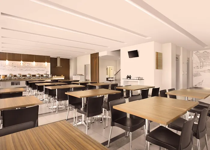 Amaris Hotel Padang