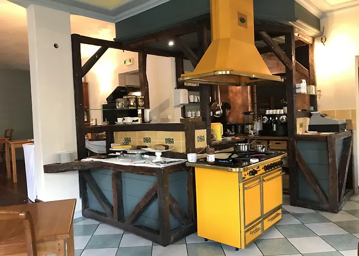 Tsilaosa Hotel