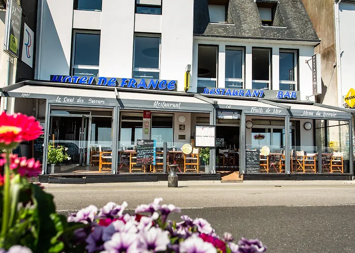 Logis Hotel De France - Face A La Mer