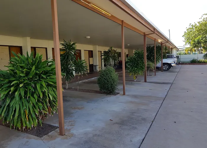Commercial Hotel