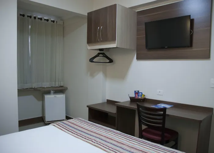 Hotel Cristal Rio Claro