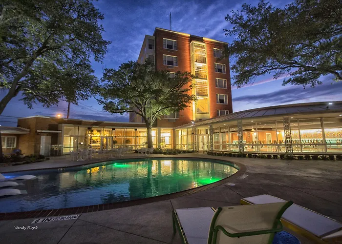 The Fredonia Hotel