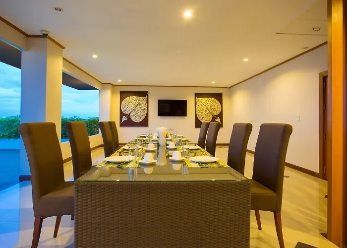 Romantic Khon Kaen Hotel
