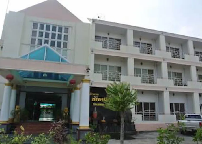 Chaikana Thani Hotel