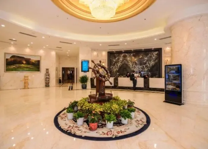 Days Hotel & Suites Shishi