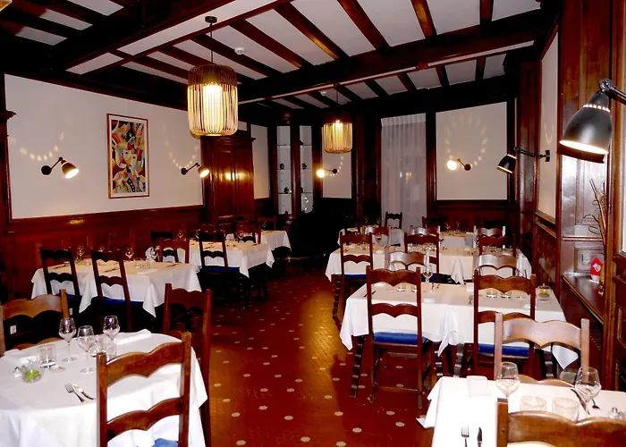 Logis Hôtel du Commerce