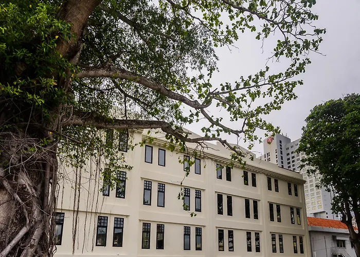 Treasures Hotel And Suites
