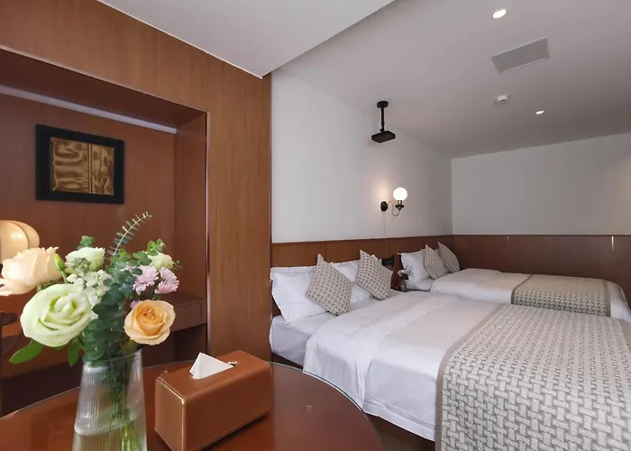 Tuji Lane And Fanghe Homestay
