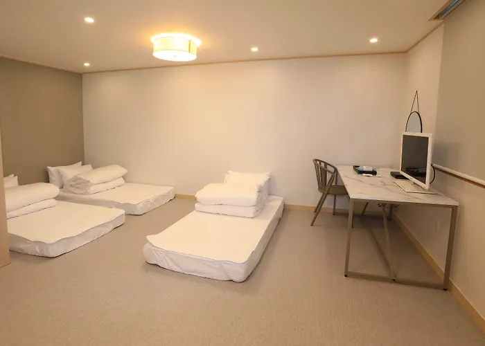 Maison Mini Hotel