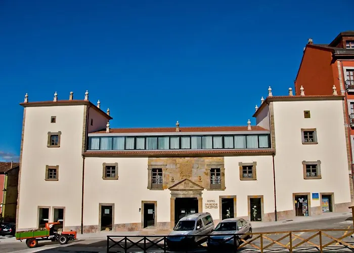 Hotel Palacio De Meras