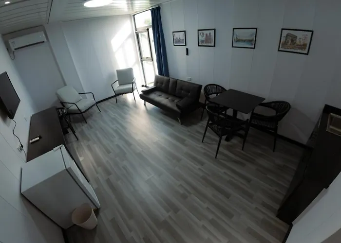 Hotel Laimoa