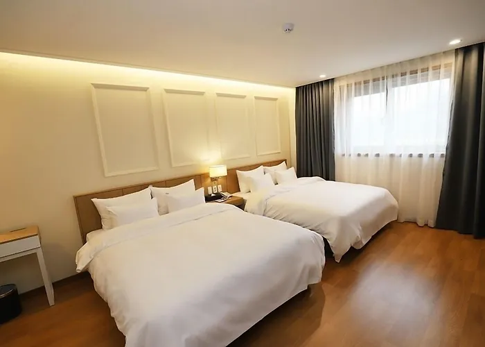 Hotel The Maru