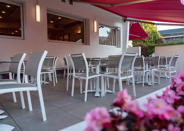 Au Primerose Hotel
