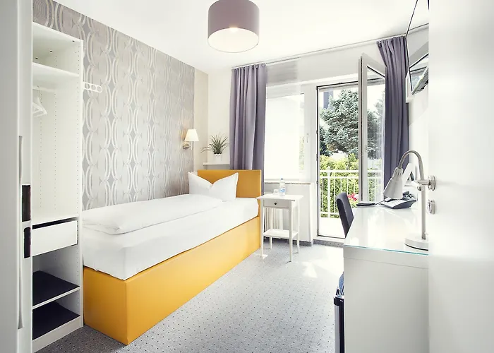 Hotel Loewenguth - Das Freundliche Gemuetliche Budget Hotel