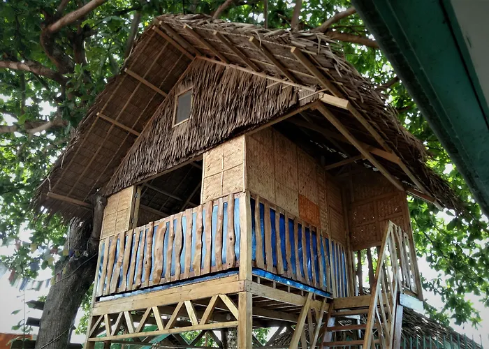 Smallfry'S Beach Resort