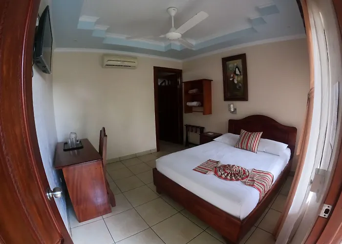 Hotel Suenoreal Rioceleste