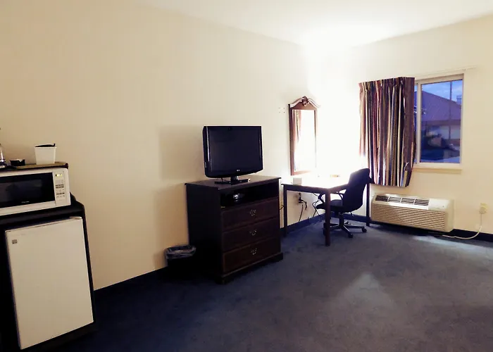 Americas Best Value Inn-Fredonia
