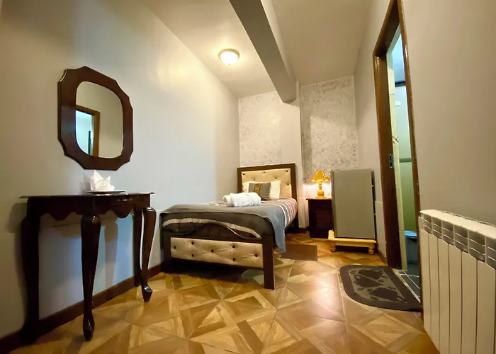 Las Tholas Hotel