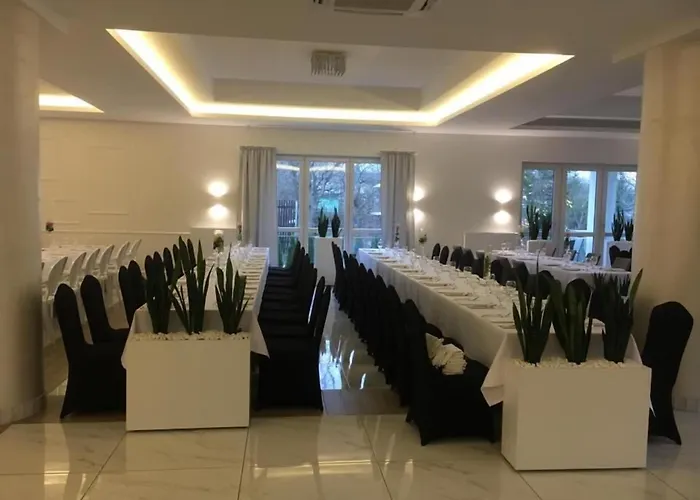 Hotel Falcon
