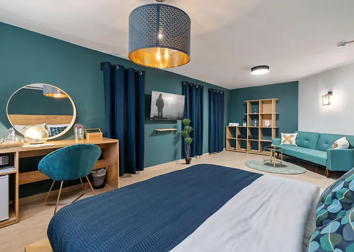 Hotel La Finca - Luxury Suites Hotel - סוויטות יוקרה במרכז באר שבע עם ג'קוזי וחוויית אירוח פרימיום