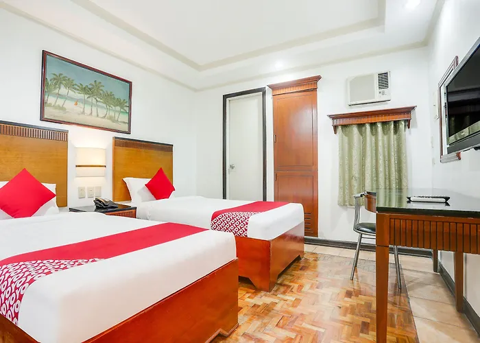 Super Oyo 406 Royale Parc Inn & Suites