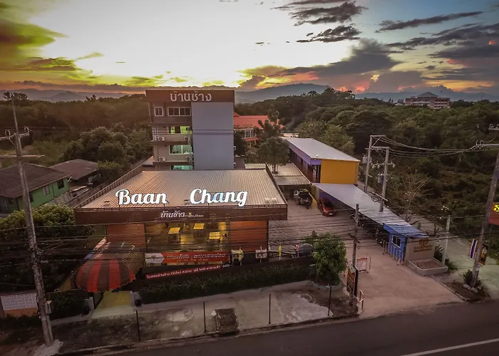Baan Chang Hotel & Coffee House