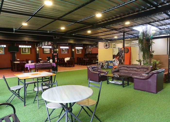 Baan Chang Hotel&Coffee House