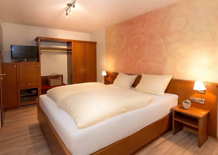 Wirthshof Hotel & Chalets