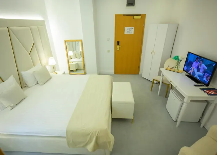 Hotel Queen Vera