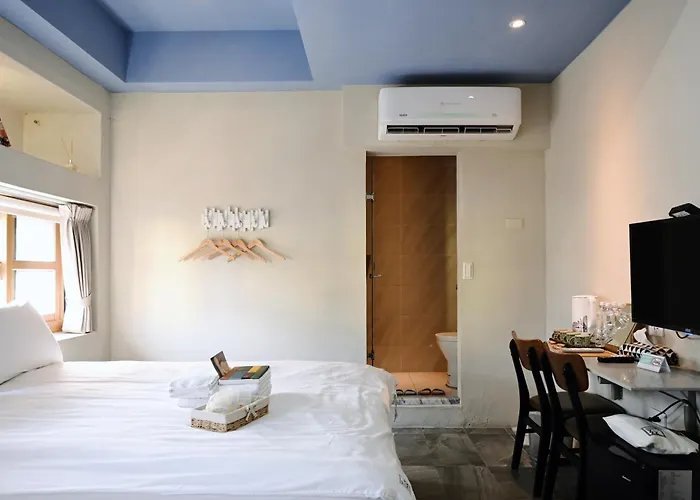 門廷若室旅店鐵花館tiin Tinn Inn