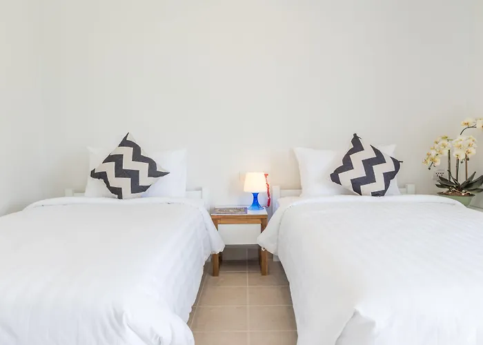 Maikhao Hotel