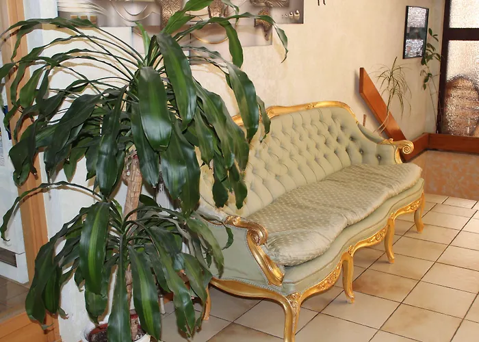 Hotel Zum Goldenen Wagen