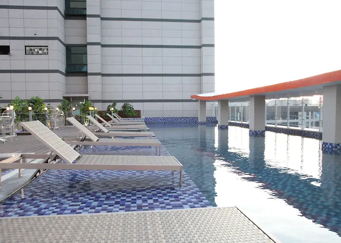 Cm Park Hotel