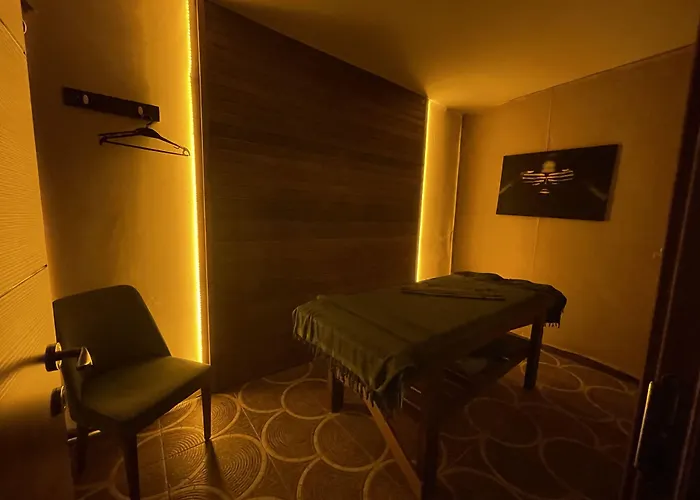 Le Luxe Suites Hotel