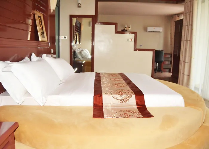 Sunset Vista Hotel