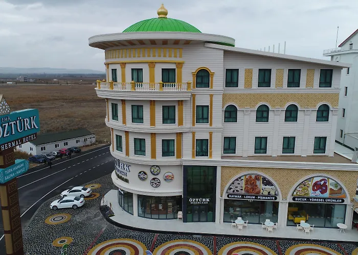 Ema Oeztuerk Thermal Hotel
