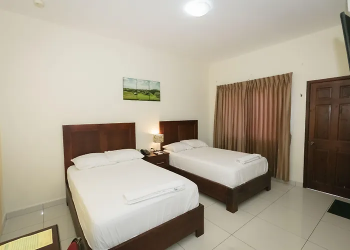 Hotel Mediterraneo Inn