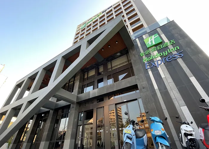 Holiday Inn Express Chiayi By Ihg