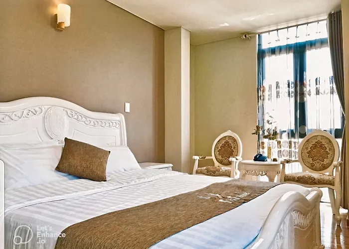 F&F Hotel