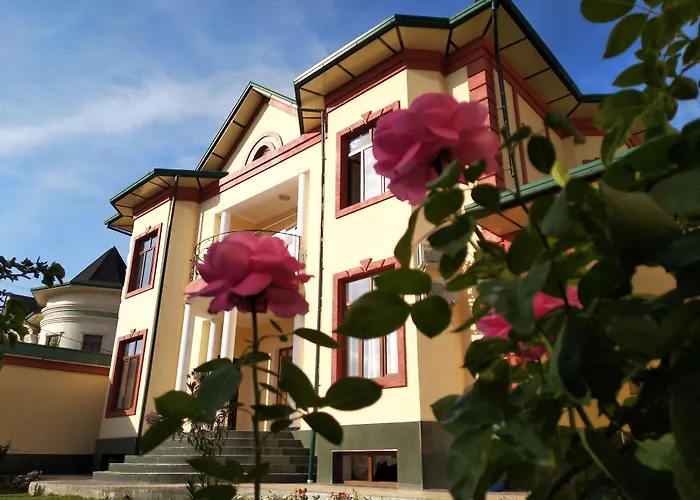 Chinor Garden Hotel - Free Airport Pick-Up Yandex Go