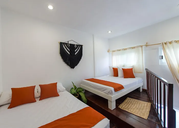 Hotel Puerto Caracol