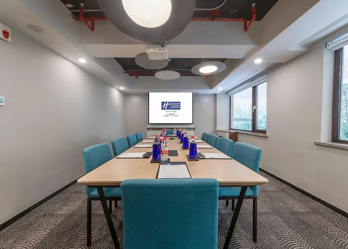 Holiday Inn Express Ningbo City Center By Ihg