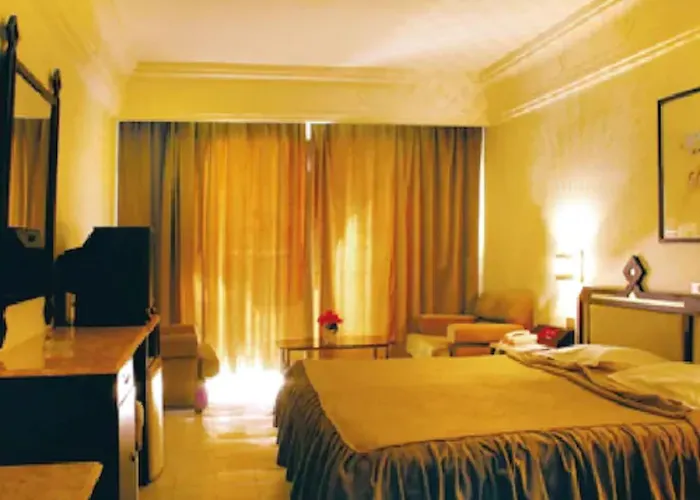 Kheops Hotel