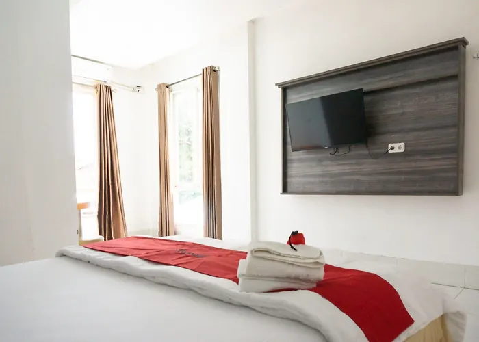 Reddoorz Plus @ Ende City Center