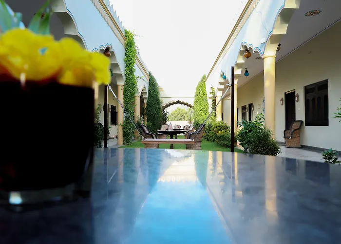 Hotel Everest