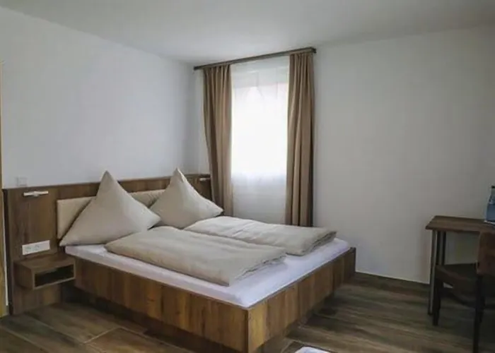 LOOK Hotel&Rooms