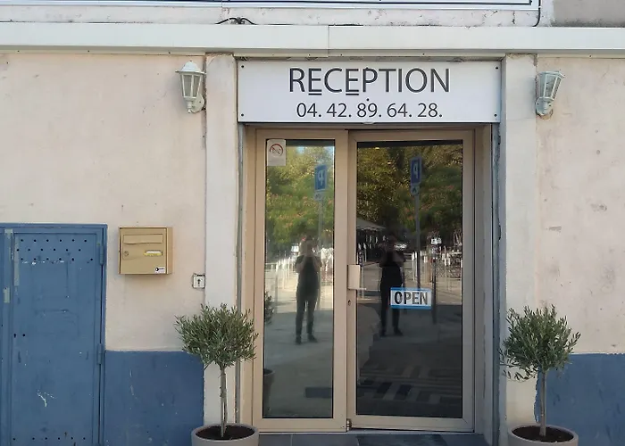 Hotel Renaissance Martigues