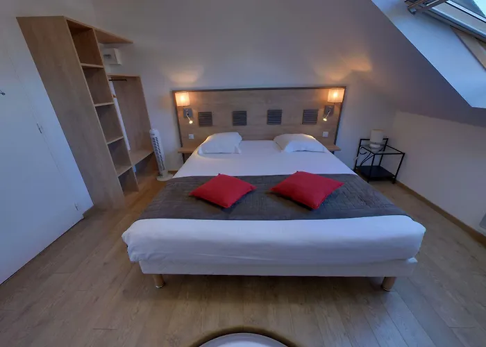 Atoll Hotel Logis Angers, Beaucouzé